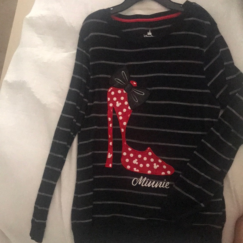 Disney Park size XL long sleeve sweater